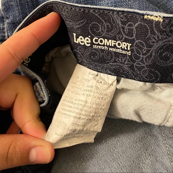 Lee Jean Shorts - Picture 3 of 3